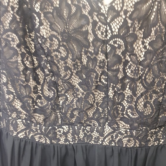 Plus Size - Picture 3 of 5